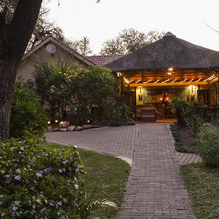 פאלאבורווה Sunbird Lodge מראה חיצוני תמונה