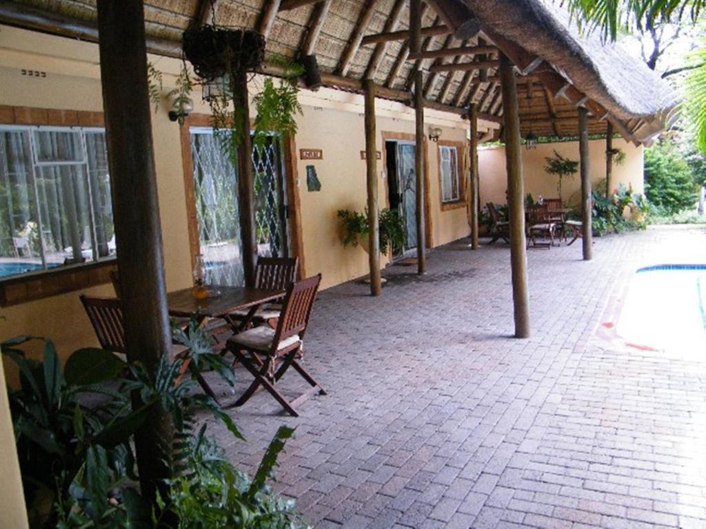 פאלאבורווה Sunbird Lodge מראה חיצוני תמונה