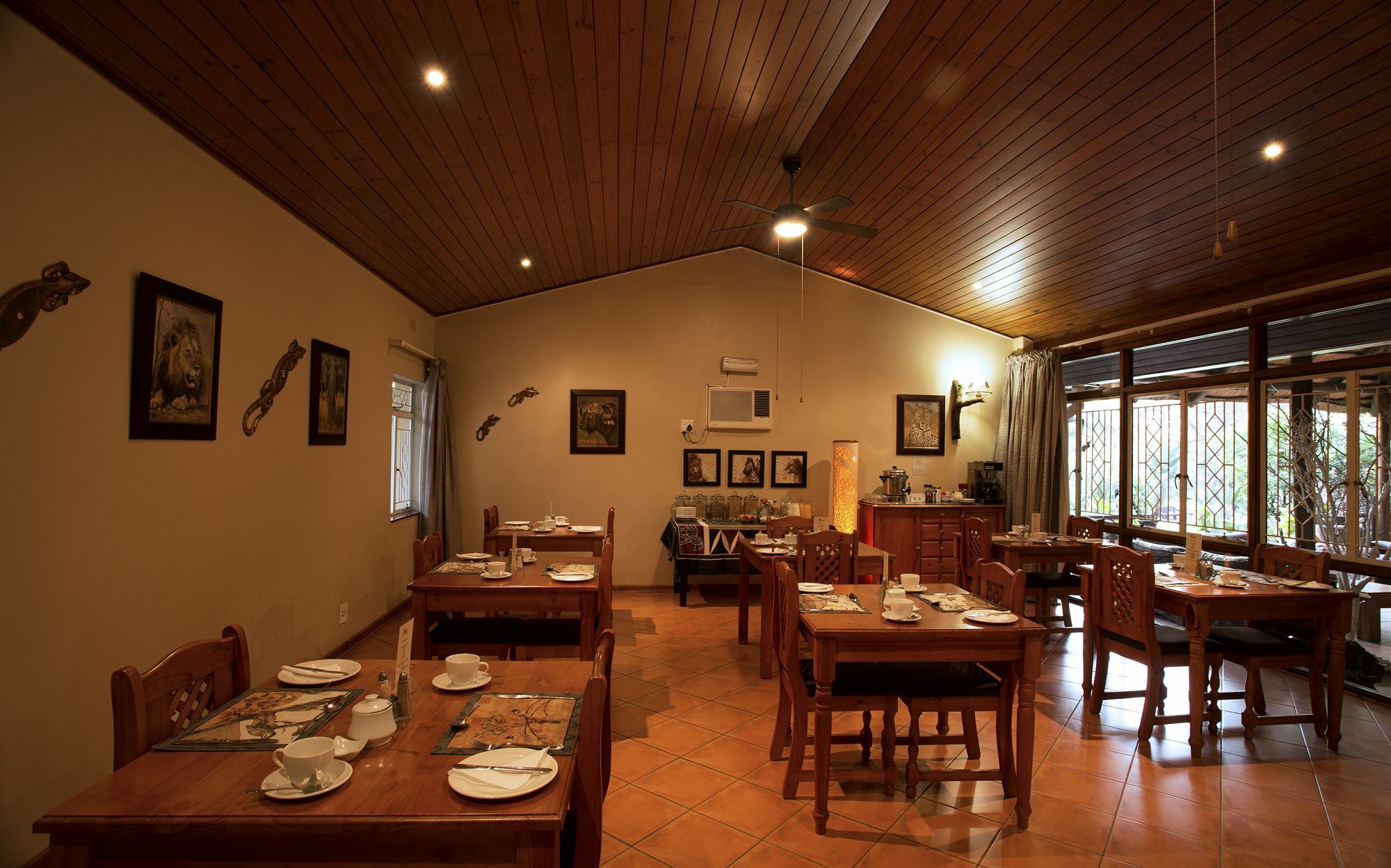 פאלאבורווה Sunbird Lodge מראה חיצוני תמונה