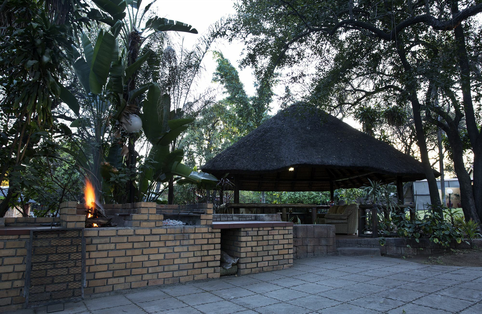 פאלאבורווה Sunbird Lodge מראה חיצוני תמונה